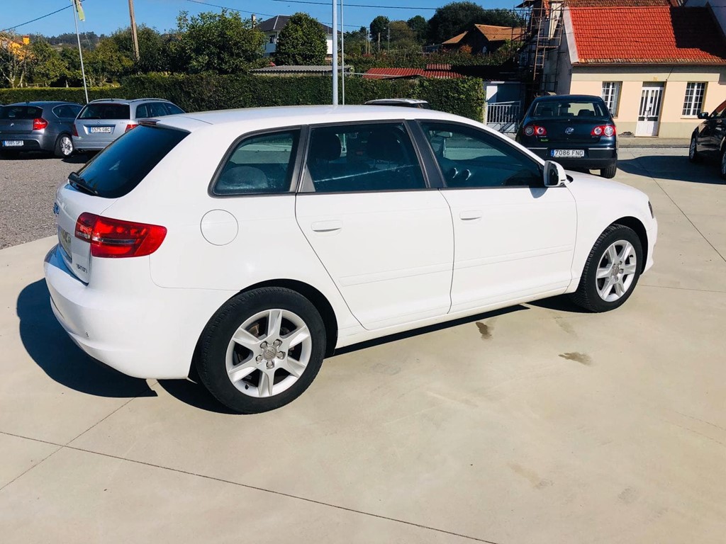 Foto 5 AUDI A3 1.6 TDI 105CV SPORTBACK