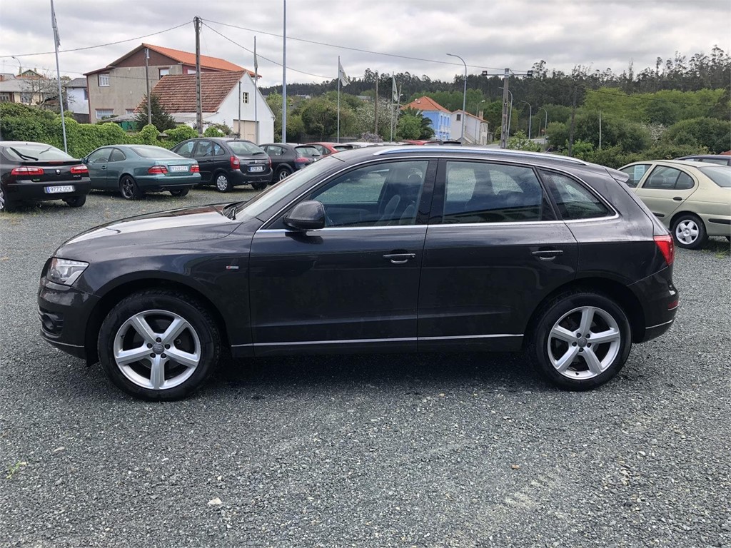 Foto 4 AUDI Q5 3.0 TDI 240CV S-Line S 7tronic