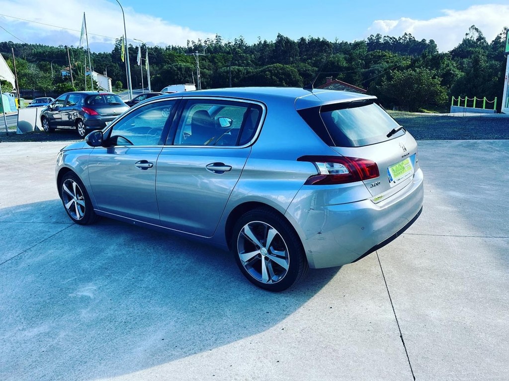 Foto 4 PEUGEOT 308 1.6 BLUE-HDI 120CV