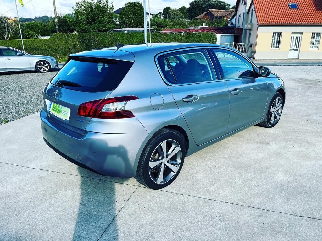 Foto 6 PEUGEOT 308 1.6 BLUE-HDI 120CV