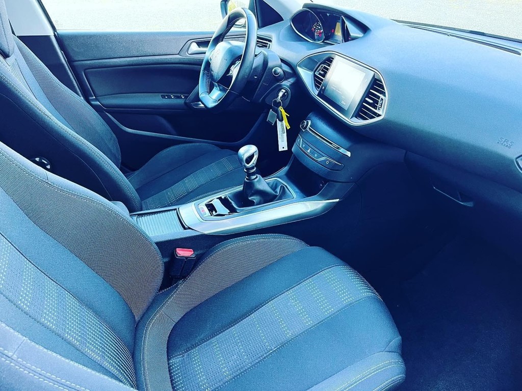 Foto 7 PEUGEOT 308 1.6 BLUE-HDI 120CV