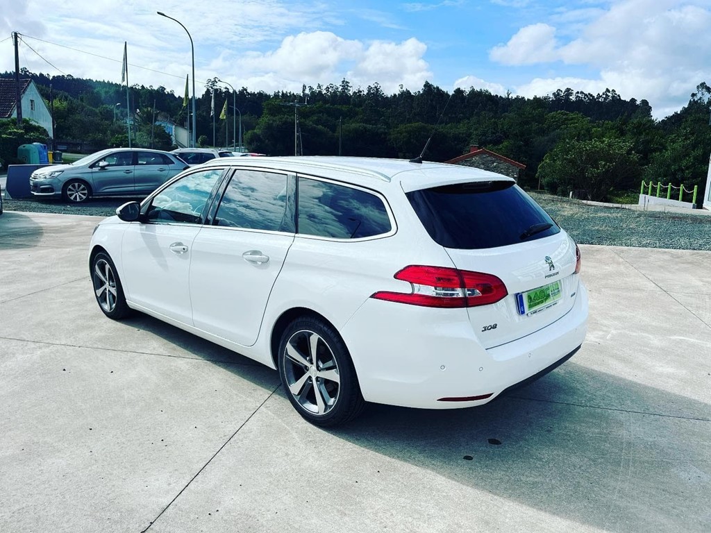 Foto 4 PEUGEOT 308 SW ALLURE 2.0 BLUE-HDI 150CV 6V