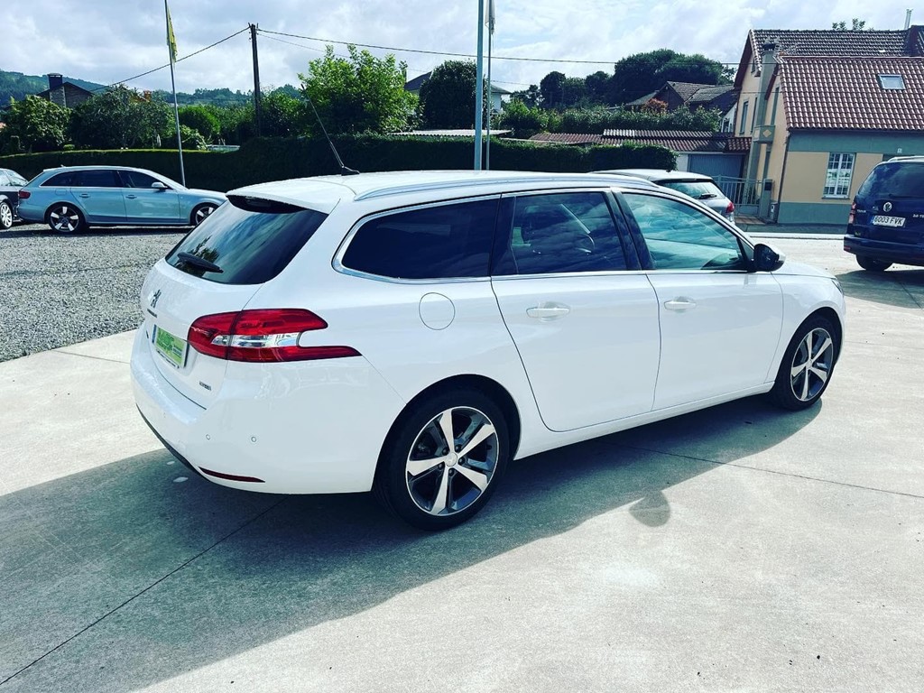 Foto 6 PEUGEOT 308 SW ALLURE 2.0 BLUE-HDI 150CV 6V