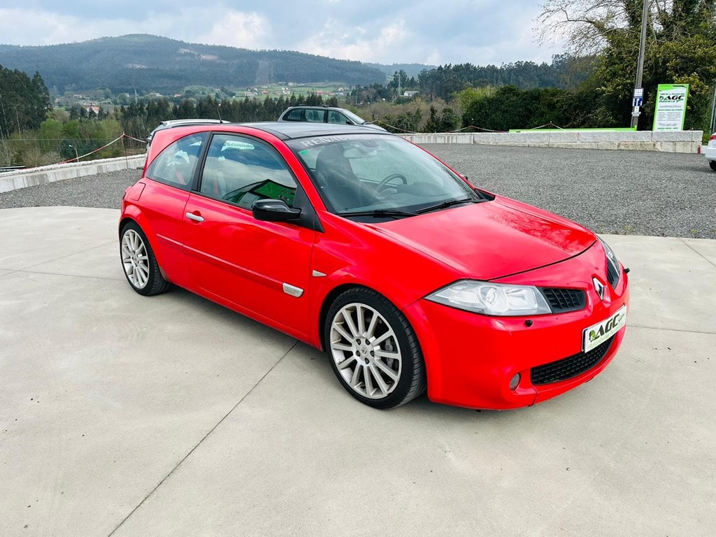 término análogo bala raqueta Renault - RENAULT MEGANE RS SPORT 2.0T 225CV 6V de segunda mano en A Coruña