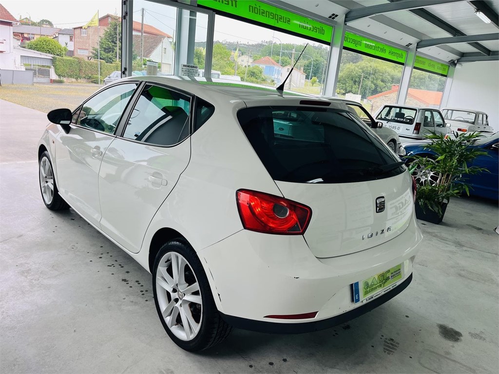 Foto 4 SEAT IBIZA 1.4 85CV