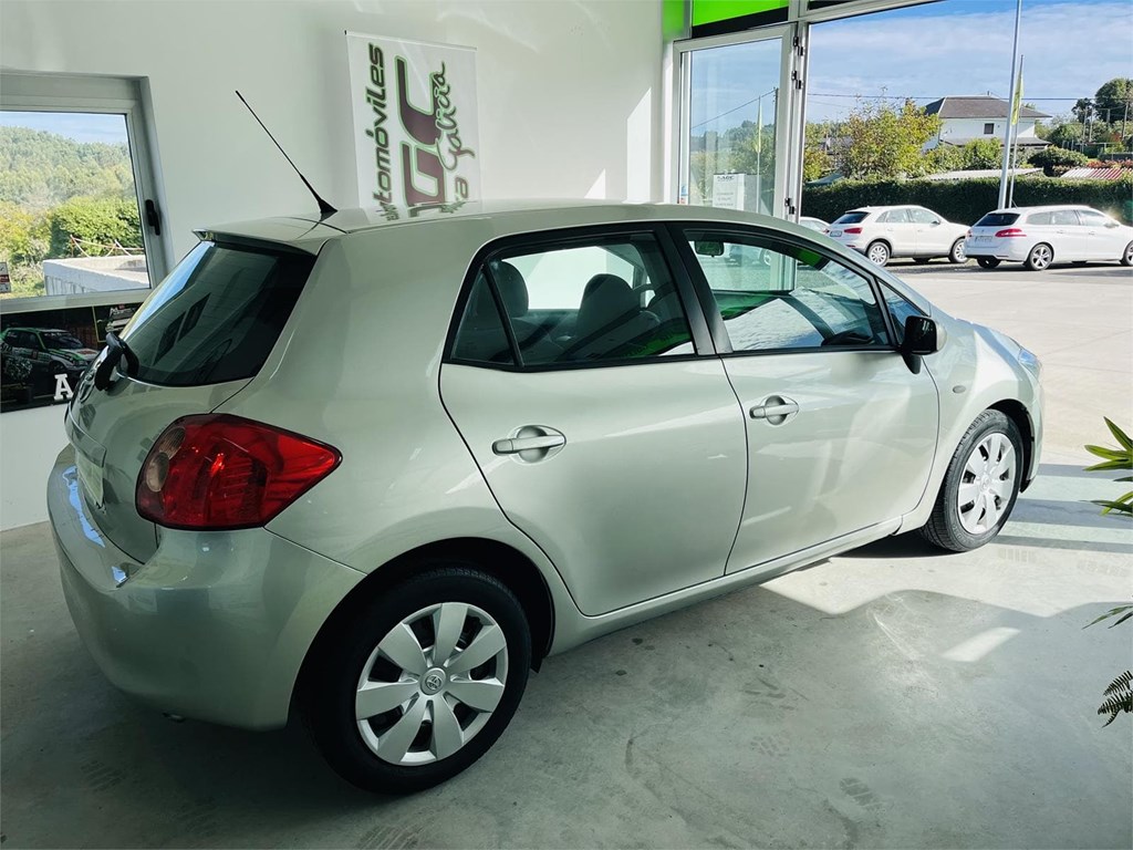 Foto 6 TOYOTA AURIS