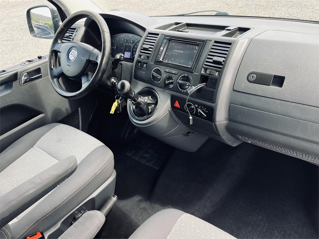 Foto 8 VOLKSWAGEN MULTIVAN 2.5 TDI 130CV 6V