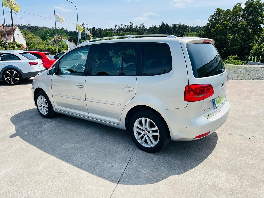 Foto 4 VOLKSWAGEN TOURAN 2.0 TDI 140CV BLUEMOTION HIGHLINE