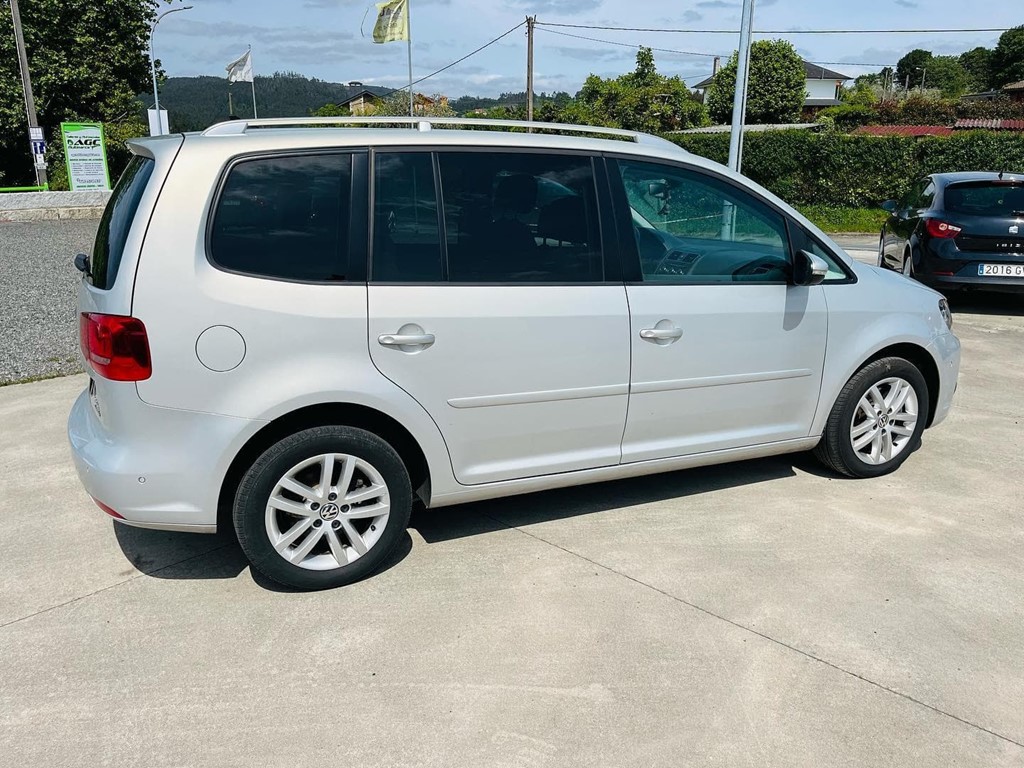 Foto 6 VOLKSWAGEN TOURAN 2.0 TDI 140CV BLUEMOTION HIGHLINE