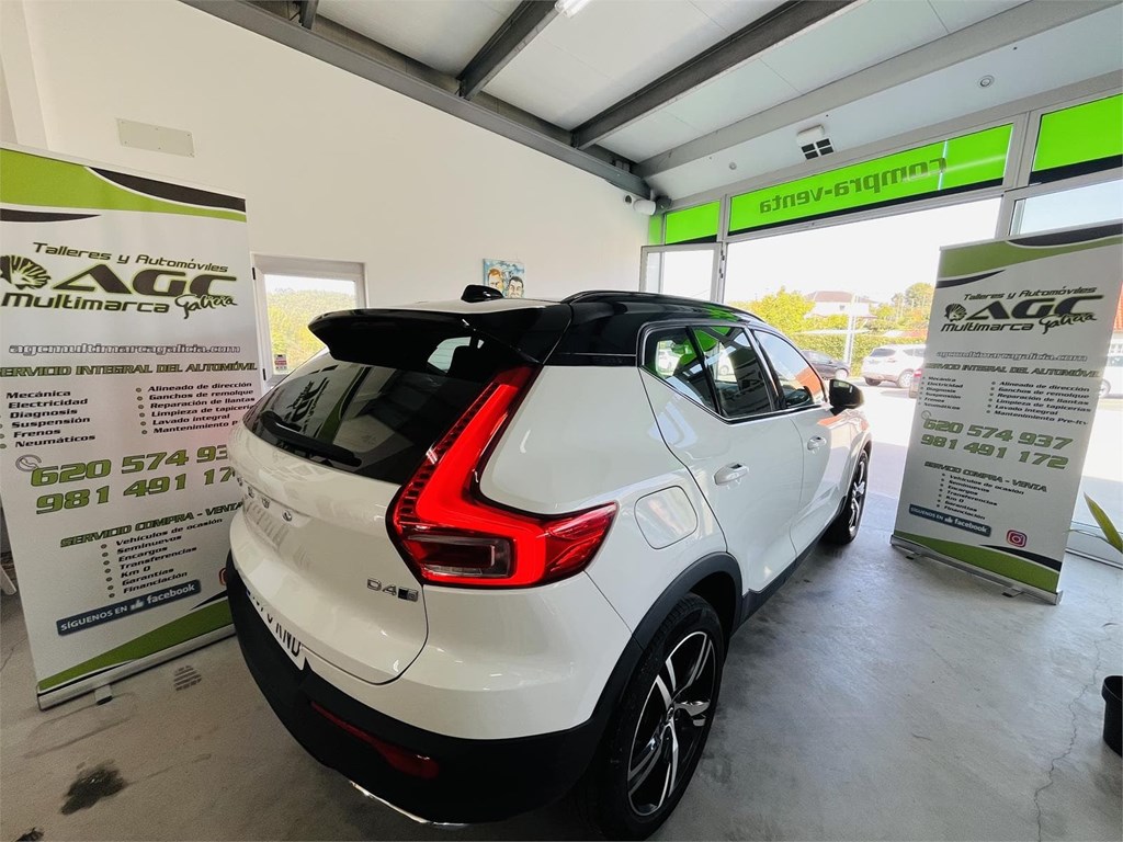 Foto 4 VOLVO XC40 D4AW 2.0D 190CV
