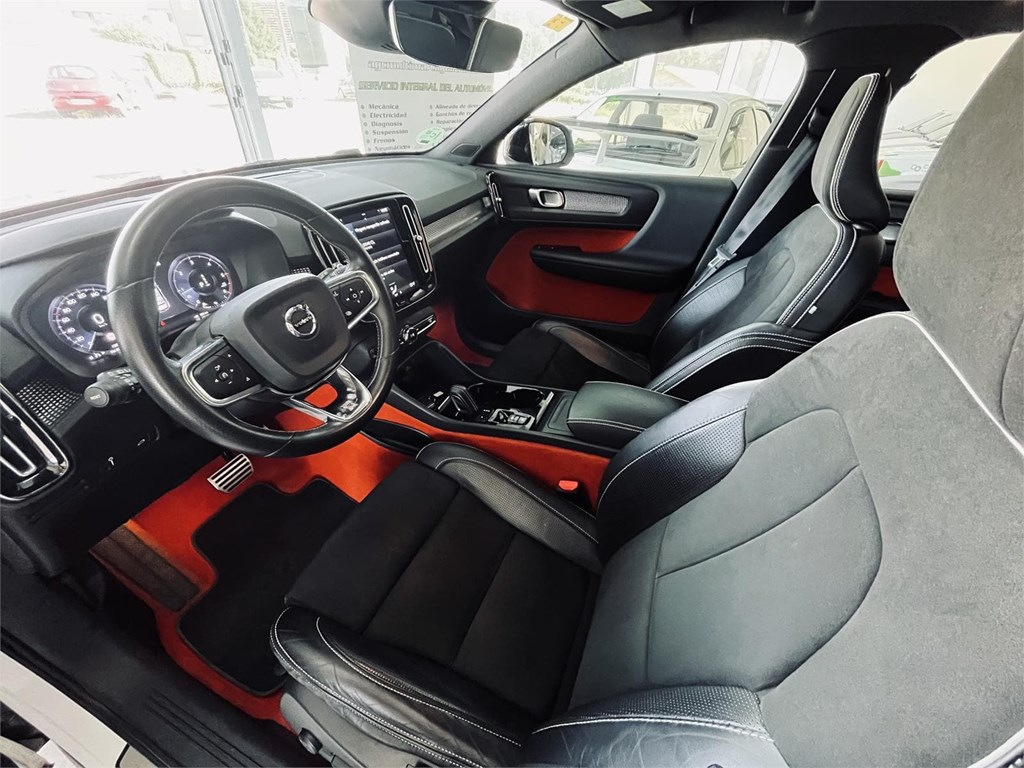 Foto 8 VOLVO XC40 D4AW 2.0D 190CV